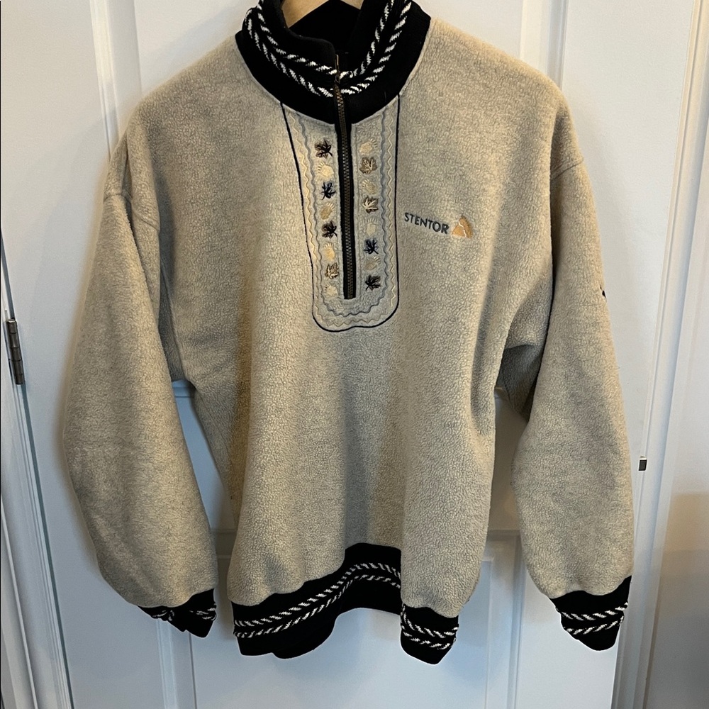 Vintage Tundra Beige and Black Zip-Up Sweater